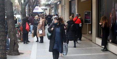 Βαρόμετρο ΕΒΕΘ – Θετικές οι εκτιμήσεις των επιχειρήσεων – Ακρίβεια βλέπουν στην αγορά οι καταναλωτές