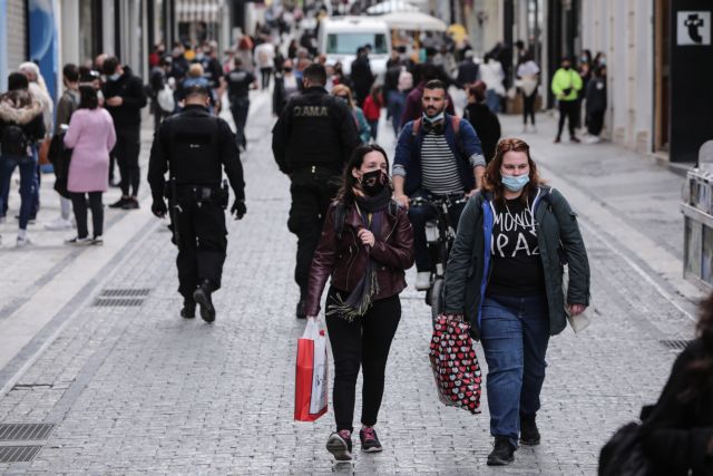 Νέα μέτρα για τους ανεμβολίαστους – Τι ισχύει με τα rapid και self test – Πότε λήγουν