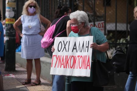 Γυναικοκτονίες – Πώς φθάσαμε στο ρεκόρ των 15 σε 11 μήνες