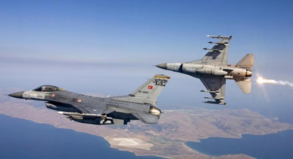 Υπερπτήση τουρκικών F-16 πάνω από τις Οινούσσες