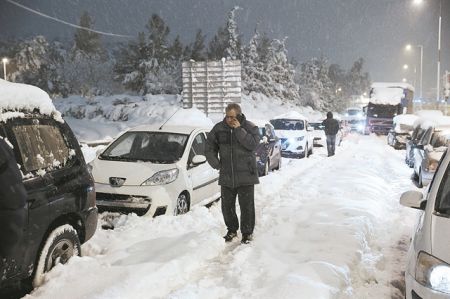 Ο «Βορέας» και τα κενάπου οδήγησαν στο χάος