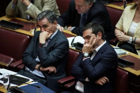 Τσίπρας: Αναστολή κομματικής ιδιοτήτας για τους υβριστές – Εκλογή της ΚΕ του ΣΥΡΙΖΑ με 13 κάλπες