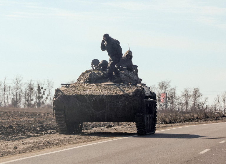 Πόλεμος στην Ουκρανία: Ρωσικά τανκς ξέμειναν από καύσιμα