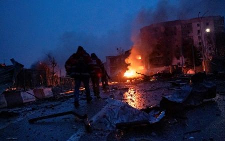 Πόλεμος στην Ουκρανία: Κλιμάκωση των ρωσικών βομβαρδισμών – Οι απειλές Πούτιν και οι φόβοι για ανθρωπιστική καταστροφή