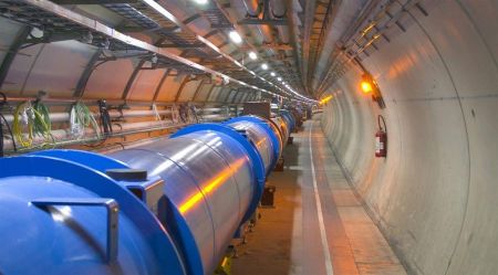 CERN: Αυστηροποιεί τις κυρώσεις του κατά της Ρωσίας σε απάντηση στη στρατιωτική εισβολή στην Ουκρανία