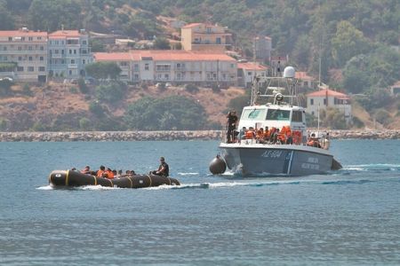 Επαναπροωθήσεις μεταναστών: Αλήθειες και μύθοι