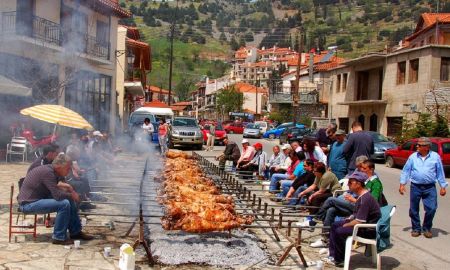 Αυξημένες οι τιμές για τις πασχαλινές διακοπές