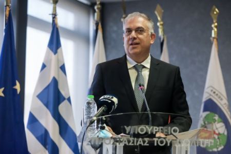 Θεοδωρικάκος: «Στηρίζουμε με πράξεις τους αστυνομικούς μας»