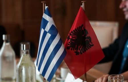 Έρευνα: Οι Αλβανοί θεωρούν τους Έλληνες ως το λαό που κάνει τις περισσότερες διακρίσεις σε βάρος τους