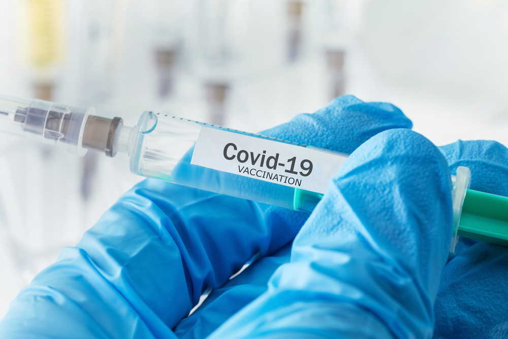 Κορωνοϊός: Crash test στα 4 εμβόλια – Τι δείχνει η πρώτη μεγάλη ανάλυση