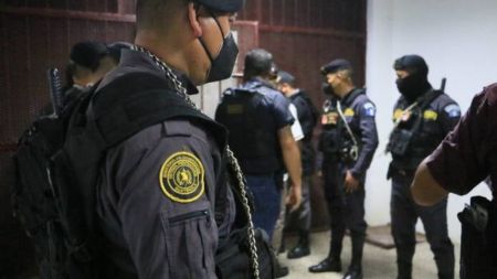 Γουατεμάλα: Τρεις έφηβες, μέλη συμμορίας, συνελήφθησαν την ώρα που αποκεφάλιζαν ένα 15χρονο κορίτσι