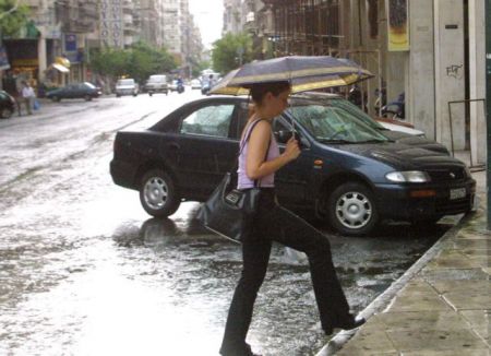 Σάκης Αρναούτογλου: Αλλάζει ραγδαία ο καιρός – βροχές και καταιγίδες