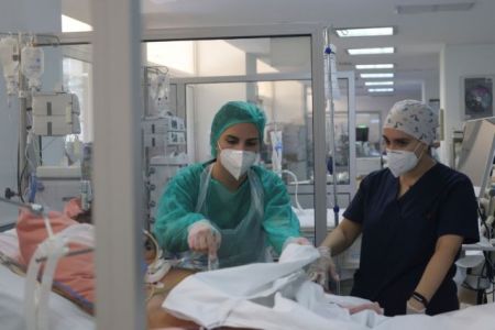 Ευλογιά των πιθήκων: Η κατάσταση της υγείας των δύο ασθενών στην Ελλάδα