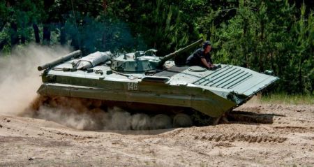 Greece to send 40 BMP-1 armoured vehicles to Ukraine, receive 40 Marders from Germany