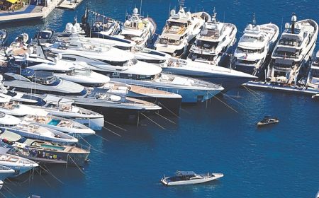 Χιρστ, Σεζάν, yachts και ένα ελληνικό pop-up στο Μόντε Κάρλο…