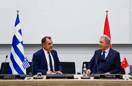 Οι προϋποθέσεις για διάλογο Ελλάδας – Τουρκίας και η συνάντηση Παναγιωτόπουλου – Ακάρ