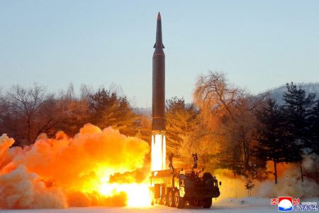 Βόρεια Κορέα: Εκτόξευσε τουλάχιστον έναν πύραυλο – Ηχησαν σειρήνες στη Νότια Κορέα