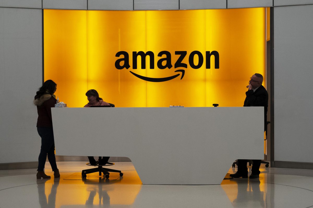Amazon: «Καμπανάκι» για την οικονομία τα λογιστικά της