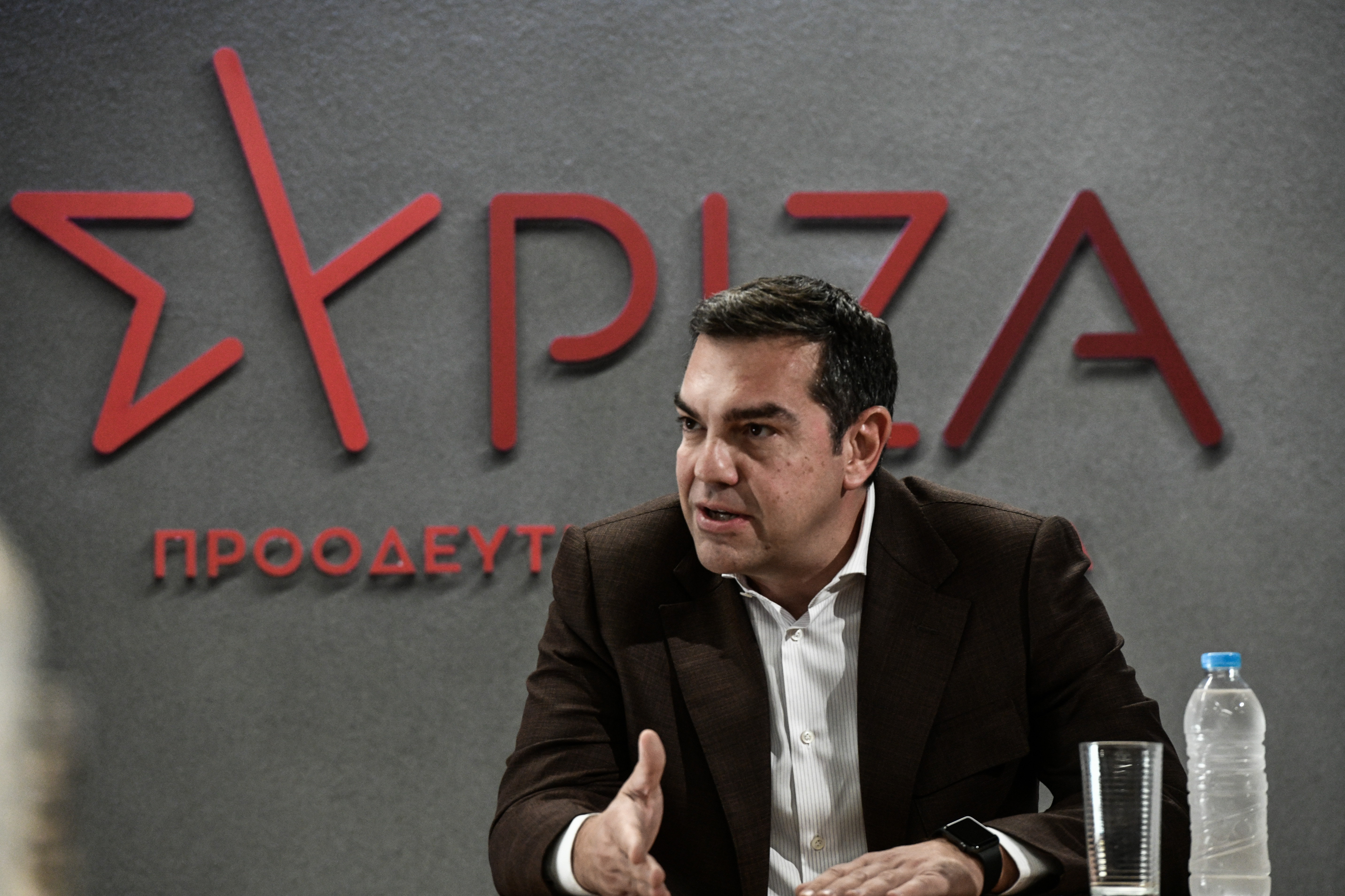 ΣΥΡΙΖΑ: Με όπλο την οικονομία στον δρόμο προς  τις κάλπες