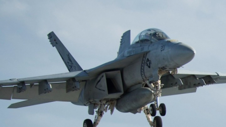 Καταδιωκτικά των ΗΠΑ αναχαίτισαν ρωσικά αεροσκάφη κοντά στην Αλάσκα