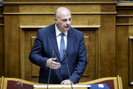 Κ.Τσιάρας: «Δημοσιοποίηση και των δηλώσεων των συζύγων των βουλευτών»