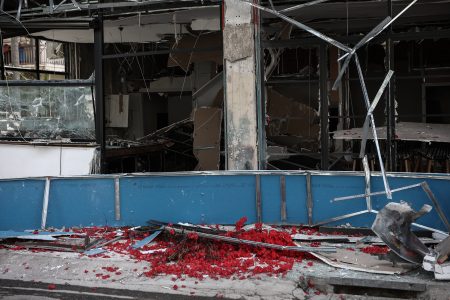 Νέο Ηράκλειο: Τεράστιες ζημιές σε σπίτια, καταστήματα, αυτοκίνητα μετά από έκρηξη