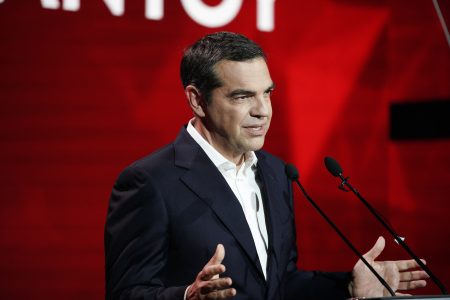 Τσίπρας: Δεν υπάρχει καμία αύξηση εισφορών στο πρόγραμμα του ΣΥΡΙΖΑ