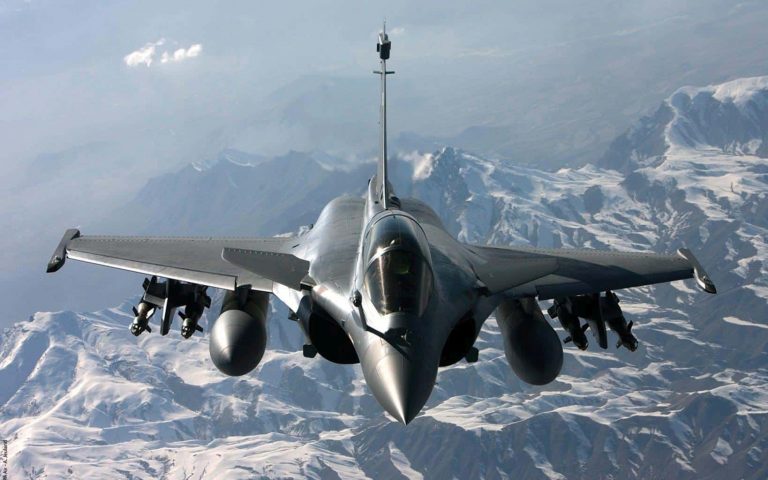 Στην Τανάγρα και το τελευταίο Rafale – Με τρομακτική δύναμη πυρός η Πολεμική Αεροπορία