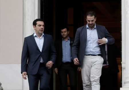 Εκλογές 2023: Το «ψηφίζω ΣΥΡΙΖΑ» του Σακελλαρίδη και το μήνυμα συσπείρωσης Τσίπρα