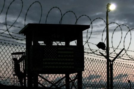 ΟΗΕ: Οι ΗΠΑ πρέπει να απολογηθούν στους κρατούμενους του Γκουντάναμο