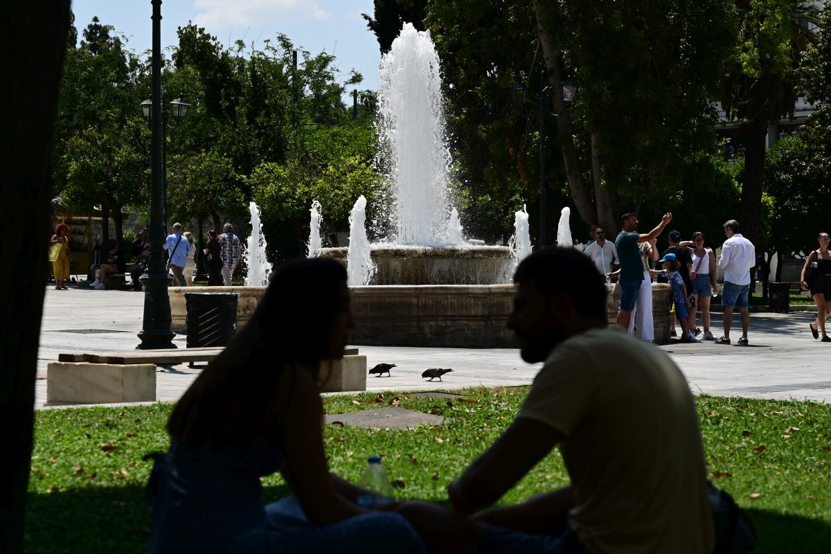 Καιρός: Καμίνι την Παρασκευή η χώρα