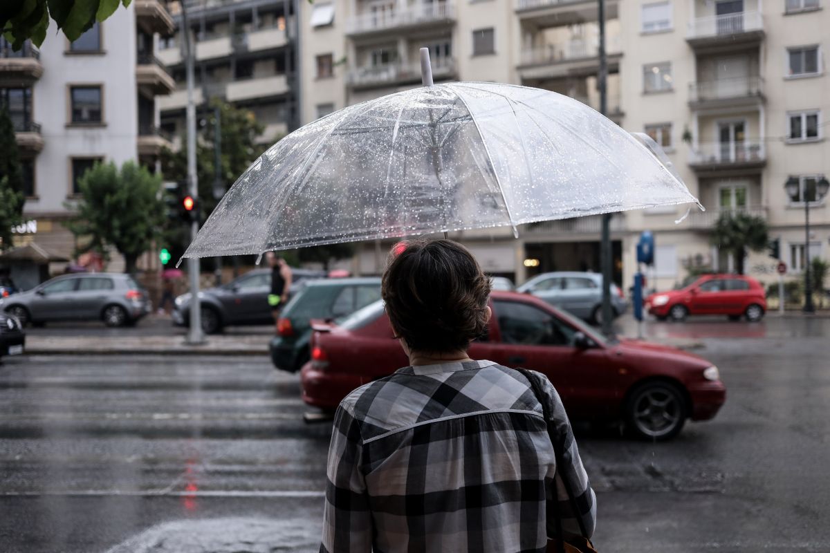 Καιρός- Έκτακτο δελτίο της ΕΜΥ: Μετά τον καύσωνα έρχονται μπουρίνια