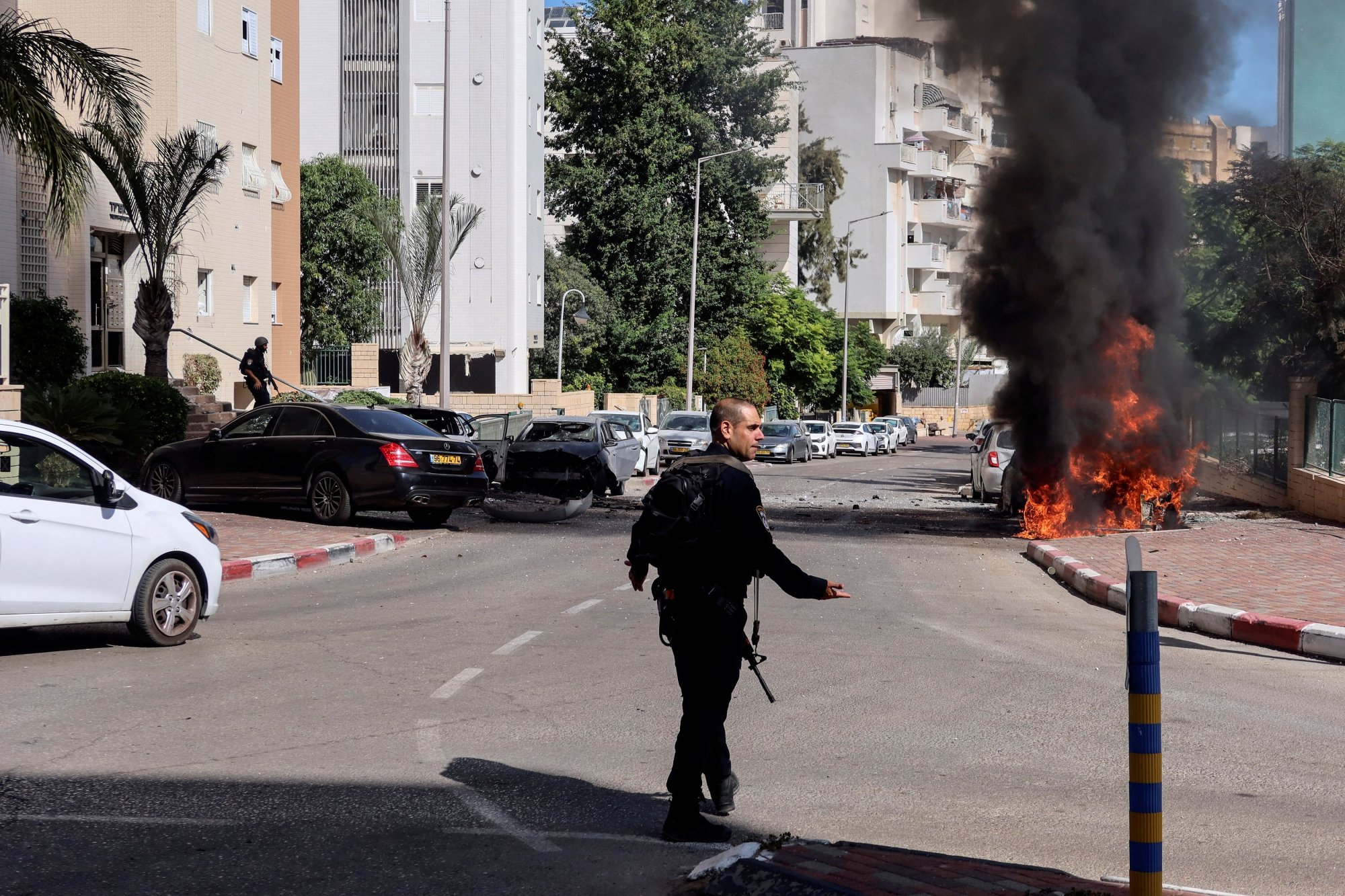 Ισραήλ: «Η Χαμάς εξαπέλυσε πόλεμο – Εκανε ένα σοβαρό λάθος» – Αναφορές για αιχμαλώτους