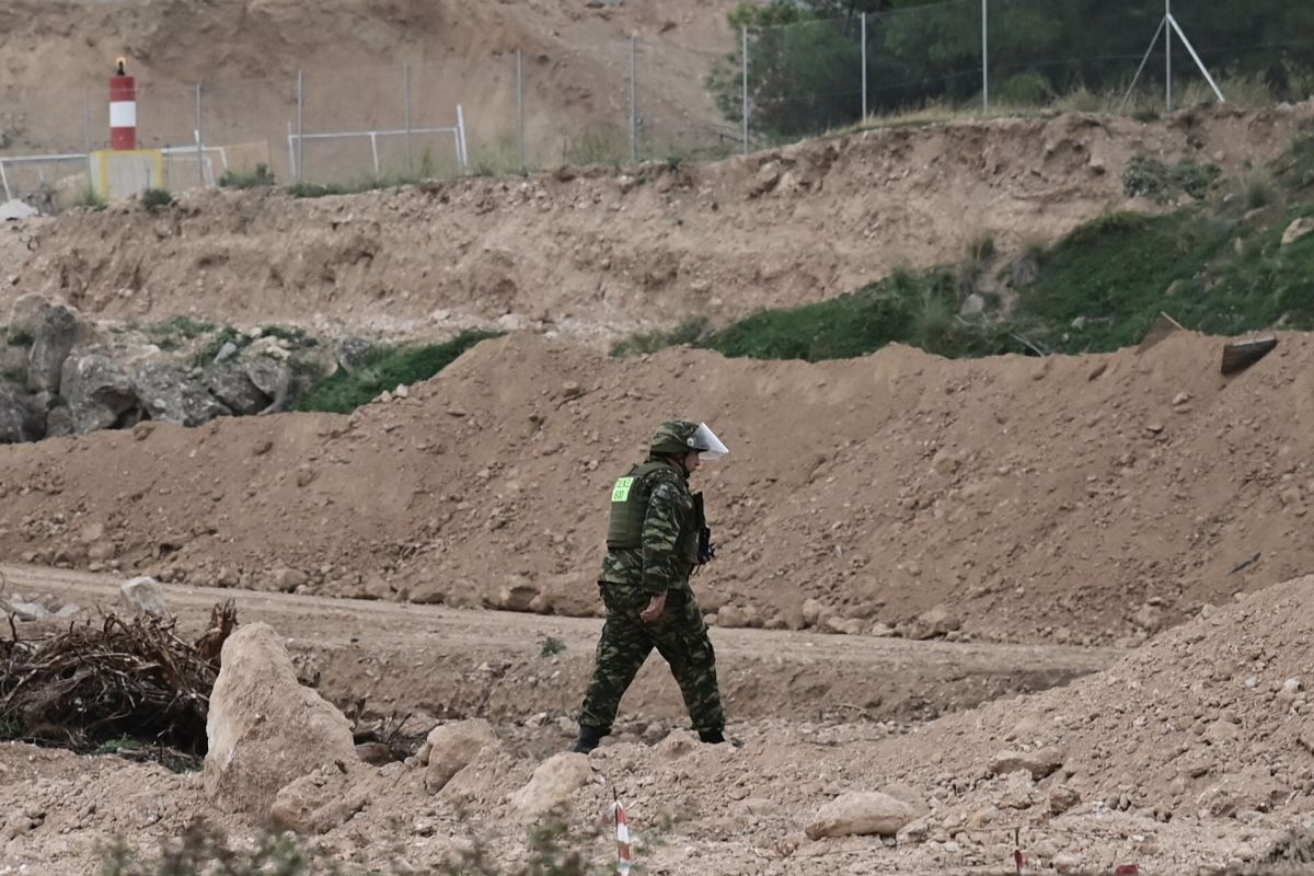 Η βόμβα που βρέθηκε στη Γλυφάδα ζυγίζει 226 κιλά – Φωτογραφίες και βίντεο