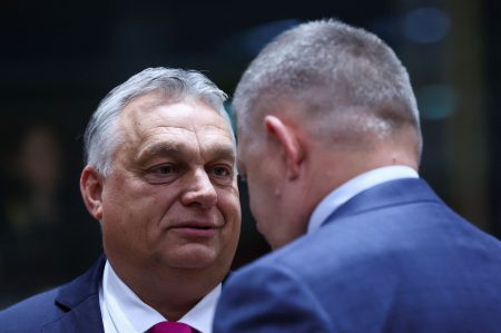 Σύνοδος Κορυφής: «Οχι» από Ουγγαρία και Σλοβακία στη χορήγηση περισσότερης βοήθειας στην Ουκρανία