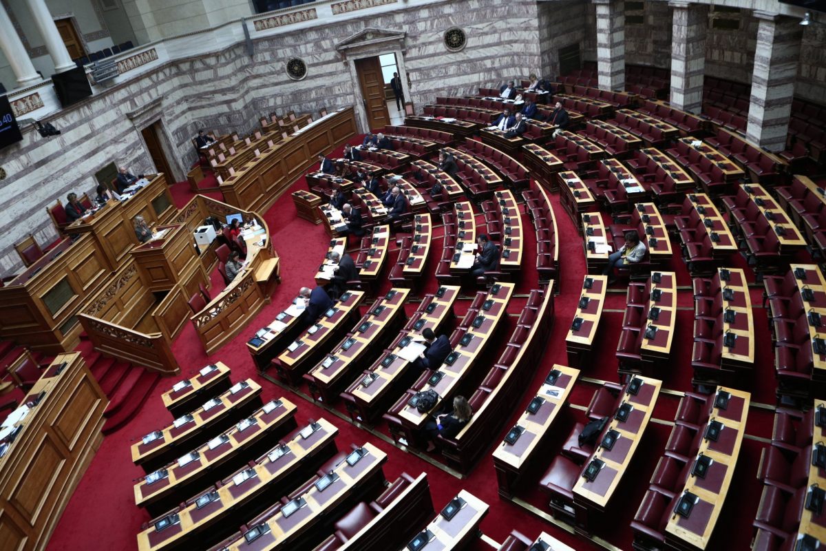 Κάλεσμα Παππά για κοινοβουλευτική συμπόρευση εναντίον της κυβέρνησης