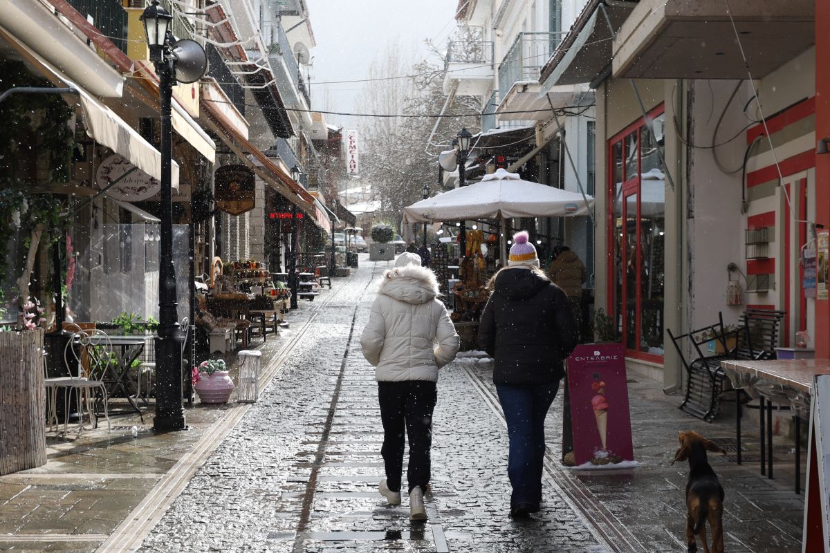 Καιρός: Μίνι κακοκαιρία το Σαββατοκύριακο – Πότε έρχεται ξανά άνοιξη