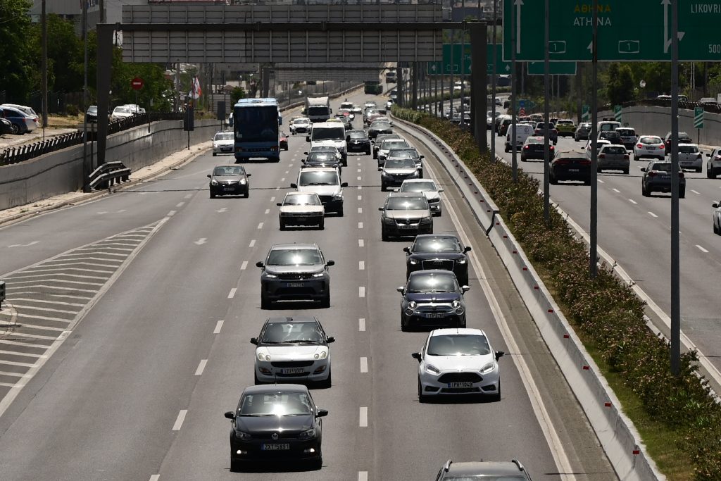 Κλιμακωτά πρόστιμα για εκπρόθεσμη καταβολή των τελών κυκλοφορίας