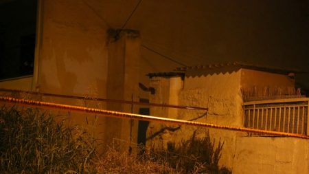 Νίκαια: Πλήρης ανατροπή στην απόπειρα γυναικοκτονίας από τον ιατροδικαστή
