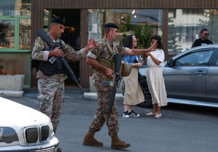 Λίβανος: Πυροβολισμοί έξω από την αμερικανική πρεσβεία της Βηρυτού