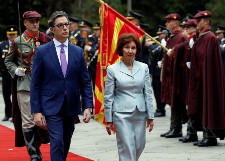 Επιμένει στον όρο «Μακεδονία» ο Μίτσκοσκι – Έλαβε την εντολή σχηματισμού κυβέρνησης