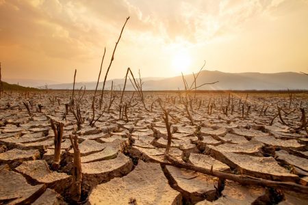 Κλιματική Αλλαγή – υπερθέρμανση: Πιο ακριβή η ζημιά από την πρόληψη