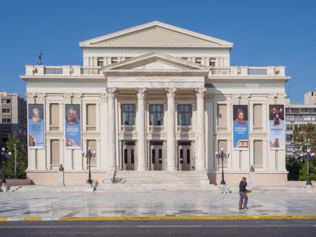 Δημοτικό Θέατρο Πειραιά: Μια ιστορία 140 ετών