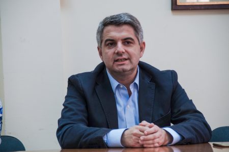 ΠαΣοΚ: Θέμα εκλογής αρχηγού από τη βάση θέτει ο Κωνσταντινόπουλος