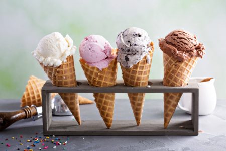 Απλησίαστο το παγωτό – Εως και 4 ευρώ κοστίζει η μία μπάλα
