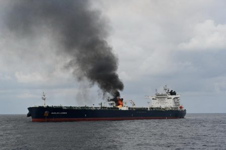 Χούθι: Τραυματίας ναυτικός από πυραυλική επίθεση σε ουκρανικό εμπορικό