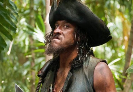 Ταμάγιο Πέρι: Ο ηθοποιός πέθανε από επίθεση καρχαρία – Επαιζε στους Πειρατές της Καραϊβικής