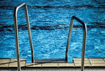 Πρέβεζα: Αποσωληνώθηκε ο 6χρονος που πήγε να πνιγεί σε πισίνα
