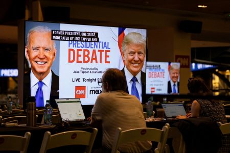 Δημοσκόπηση μετά το debate: Ποιον θέλουν τελικά για πρόεδρο