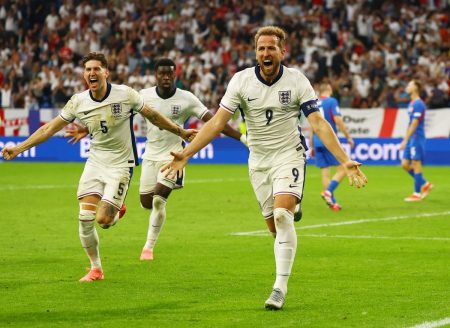 Euro 2024, Αγγλία – Σλοβακία 2-1: Μπέλιγχαμ και Κέιν την έστειλαν στους «8»